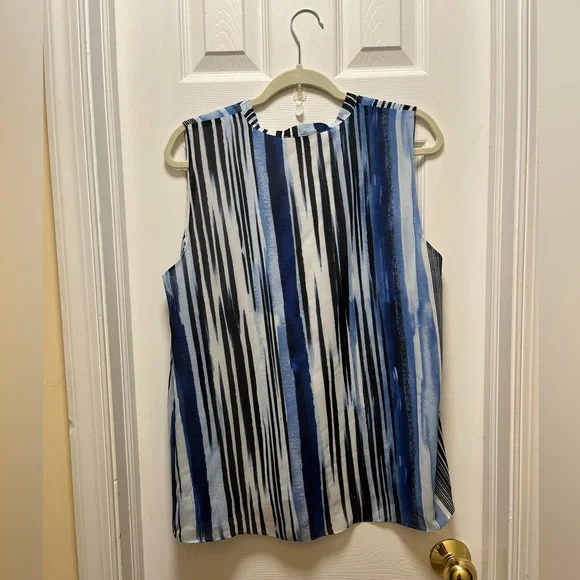 Karl Lagerfeld Paris Blue/Black/White Ruffle Blouse EXCELLENT CONDITION - Picture 2 of 3